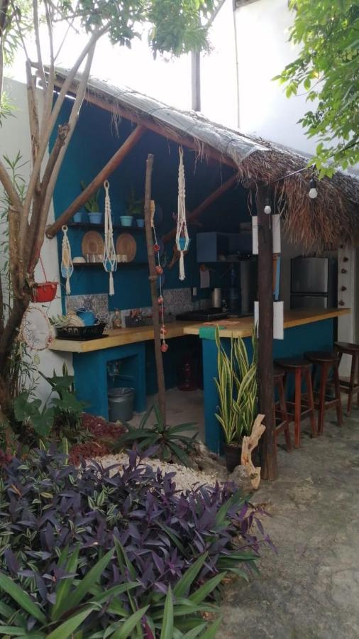 Hostal Jardin Hostel Mahahual Bagian luar foto